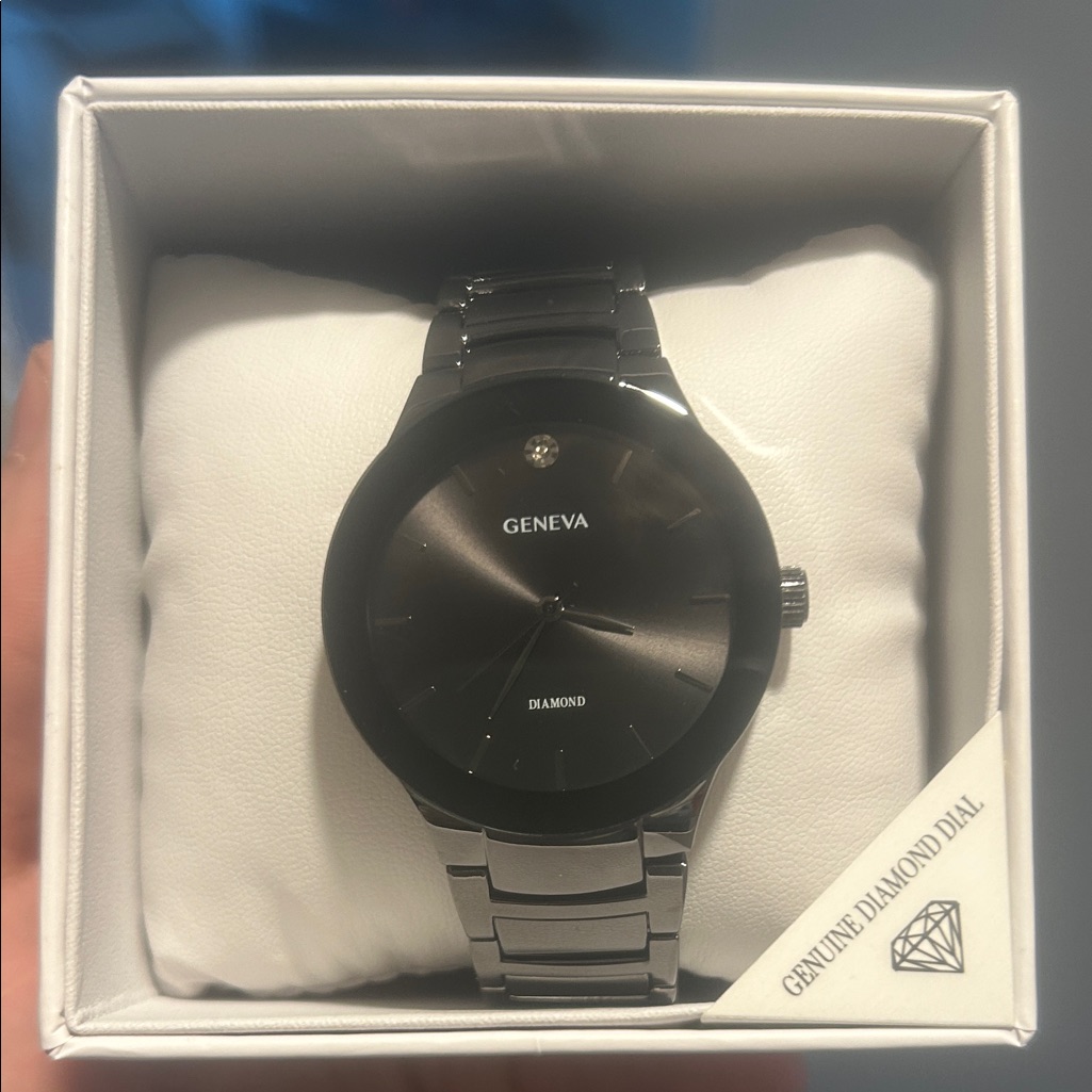 Geneva Sleek Black And Silver Timepiece Geneva Sleek Black And Silver Timepiece